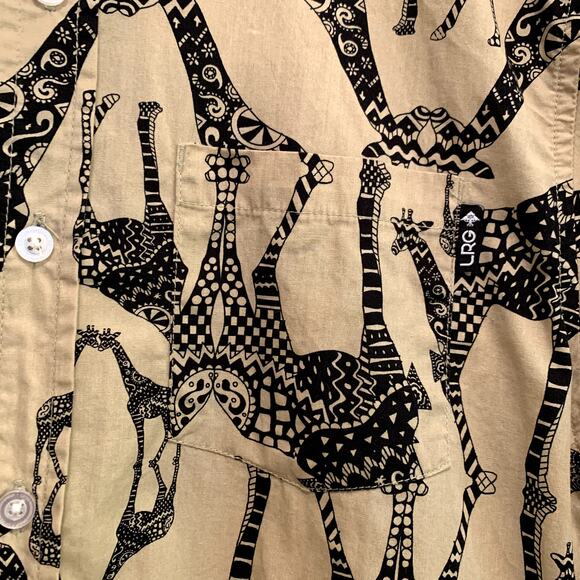 Vintage Y2K LRG Short Sleeve Button Down Shirt Mens Size M Giraffe Safari Casual - Picture 3 of 8